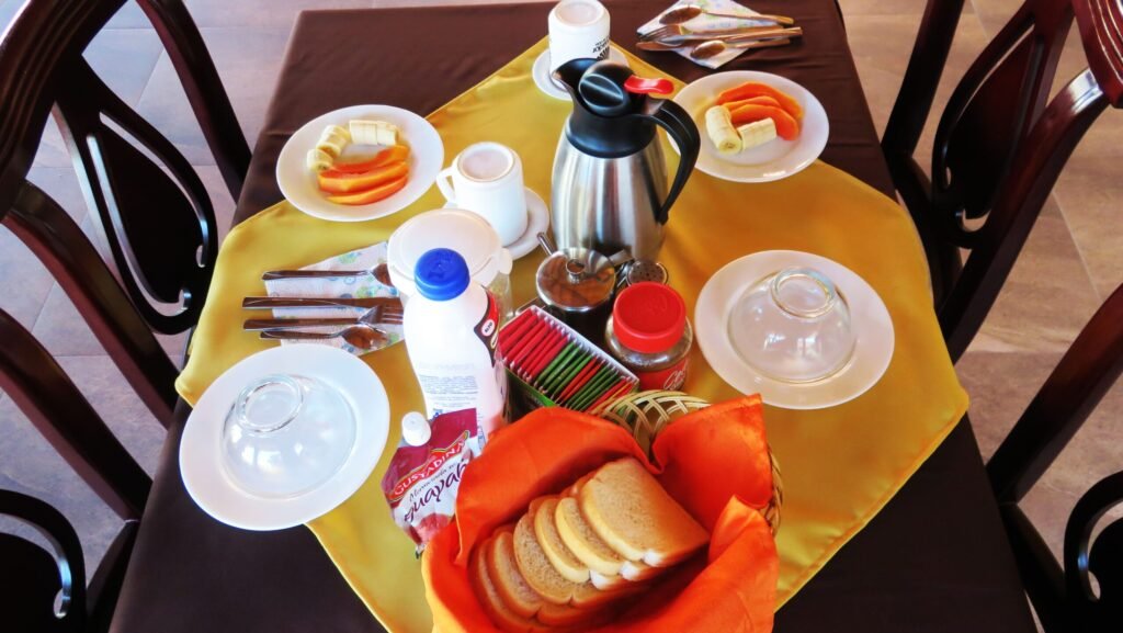 breakfast-area-machachi-hotel