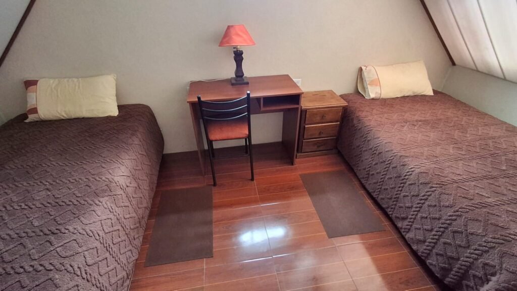 twin-bed-room-near-cotopaxi